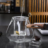 Tetera de Vidrio con Mango de Madera e Infusor Estilo Retro