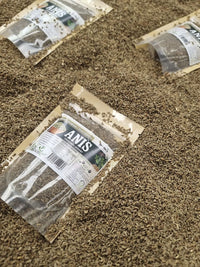 Anís seco en grano para té, cocina y preparaciones aromáticas