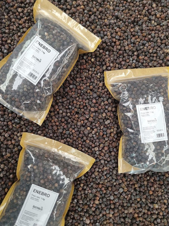 Bayas de enebro formatos de 1 kilo