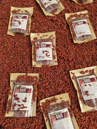 Goji seco en bayas enteras listo para consumir
