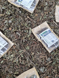 Infusión para preparar con hierba seca de borraja