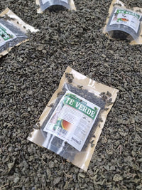 Té verde tradicional en hoja seca