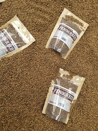 Semillas secas de fenogreco utilizadas para favorecer la digestión y el tránsito intestinal
