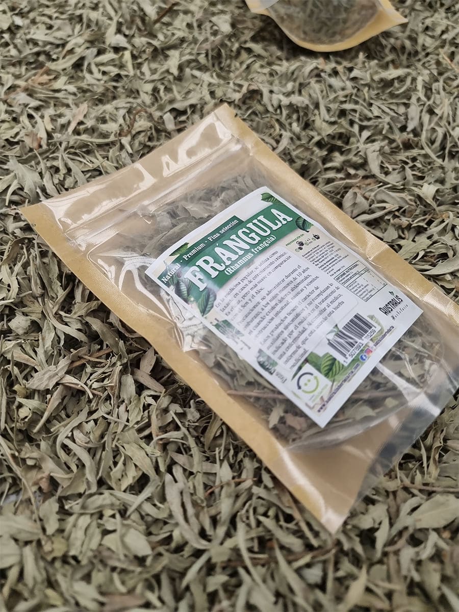 Frángula en hierba seca para preparar té laxante natural
