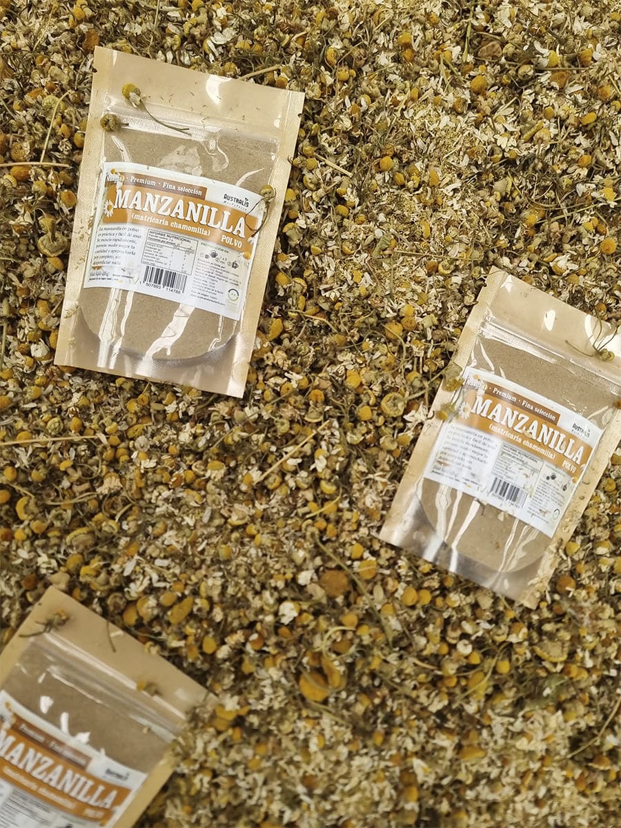 Manzanilla seca pulverizada
