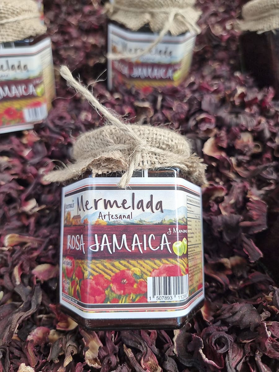 Rosa de Jamaica cocida con manzana verde en mermelada artesanal