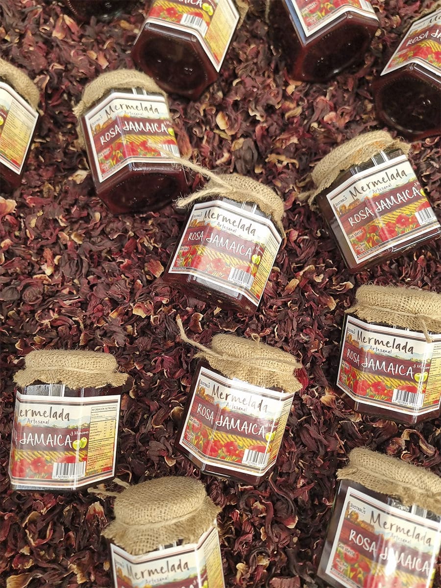 Mermelada artesanal de Hibiscus sabdariffa con fruta natural