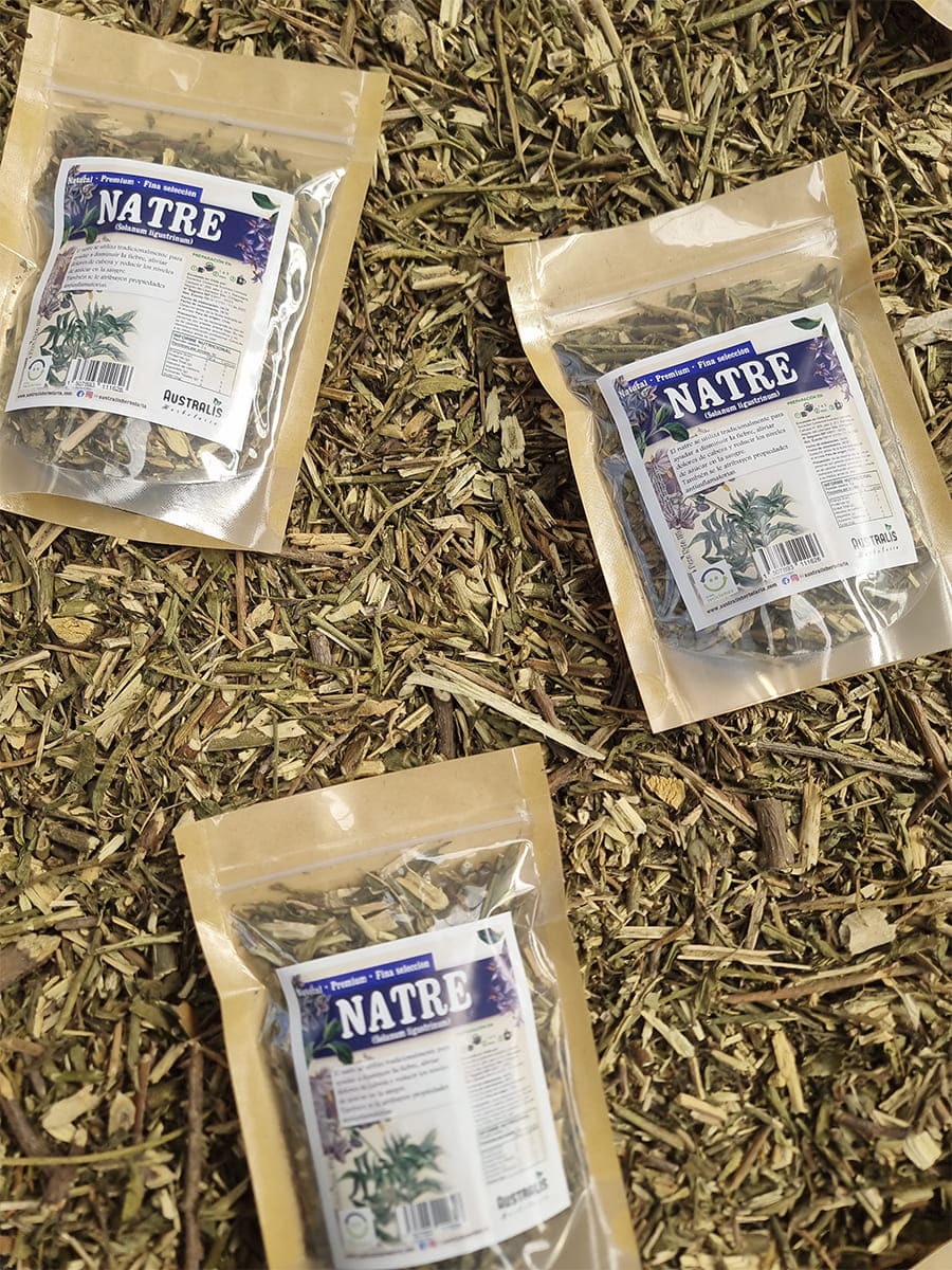 Hierba seca de natre empleada tradicionalmente en estados febriles
