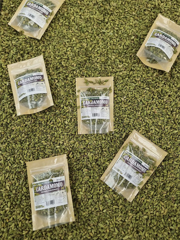 Cardamomo verde entero para preparaciones dulces, saladas e infusiones