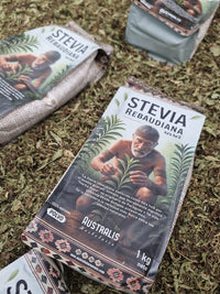 Presentación de 1 kg de hoja de Stevia rebaudiana convertida en polvo