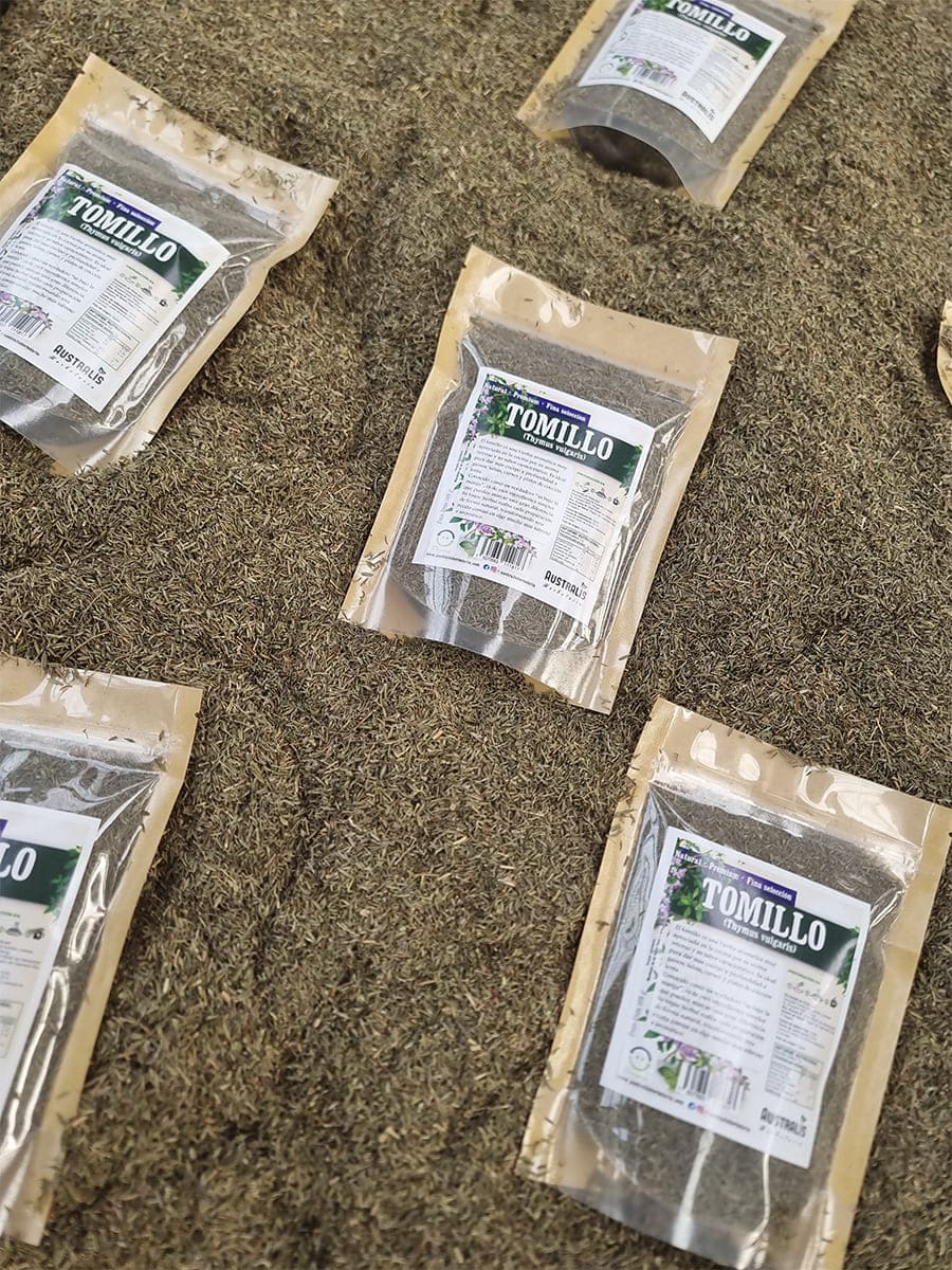 Tomillo seco natural disponible para venta online